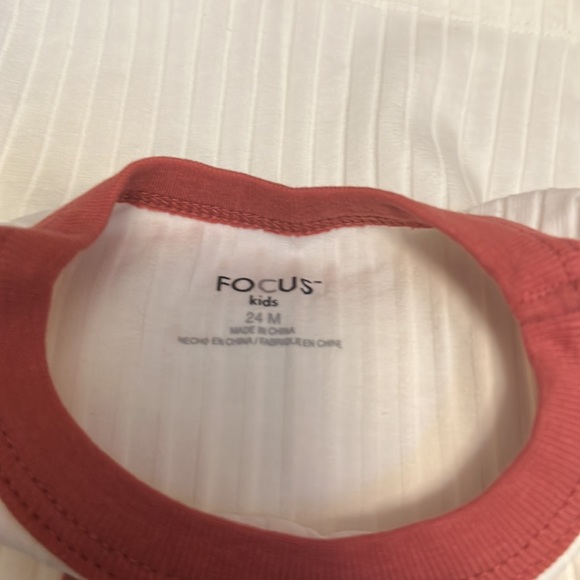 Focus Kids RED/CREAM Homegrown 2-Piece Short Set - Picture 5 of 10